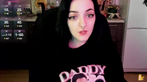 Snapshot of lina_tyaan chatting on 03.12.25 Lina 3  1715622743 online show from 03.12.25