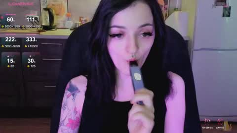 Snapshot of lina_tyaan chatting on 10.04.25 Lina 3  1715622743 online show from 10.04.25