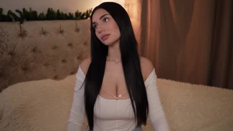 Snapshot of linda_warners chatting on 02.07.25 Call me Linda online show from 02.07.25