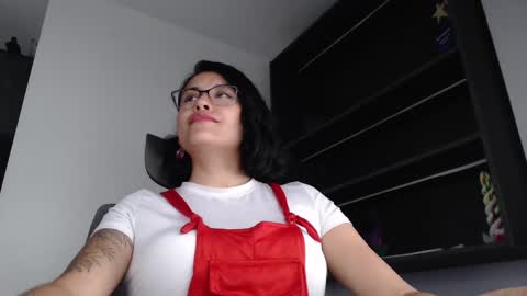 Lindsy online show from 01.22.25