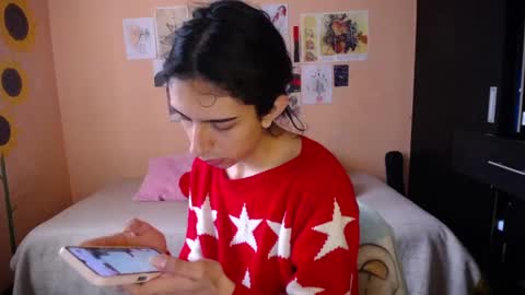 Snapshot of lio_rossue chatting on 12.19.24 Lio online show from 12.19.24