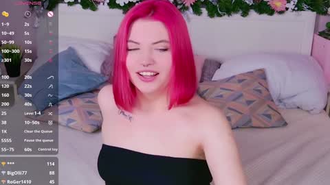 Snapshot of lisa_adam chatting on 12.20.24 lissi online show from 12.20.24