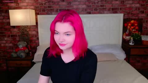 Snapshot of lisa_adam chatting on 02.10.25 lissi online show from 02.10.25