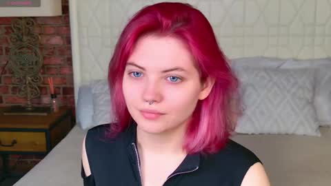 Snapshot of lisa_adam chatting on 09.11.25 lissi online show from 09.11.25