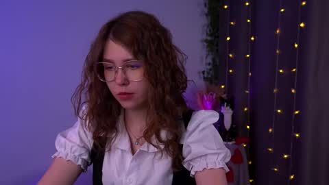 Snapshot of lisa_roses chatting on 11.15.25 Lisa online show from 11.15.25