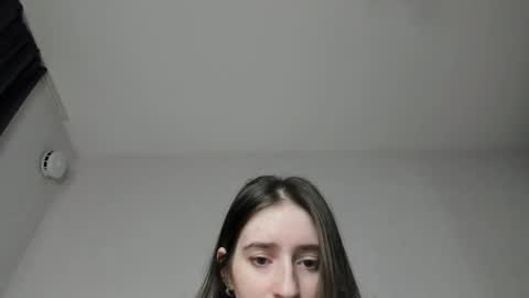 Snapshot of lisawoo chatting on 01.04.25 Lisa online show from 01.04.25