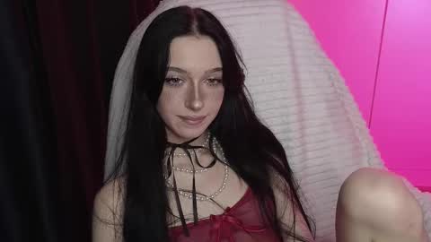 Snapshot of lissaelison chatting on 11.15.25 lissaelison online show from 11.15.25