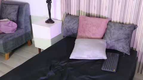 Snapshot of lissawild_ chatting on 09.19.25 ss online show from 09.19.25