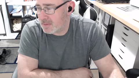 Snapshot of litemike7 chatting on 02.26.25 litemike7 online show from 02.26.25