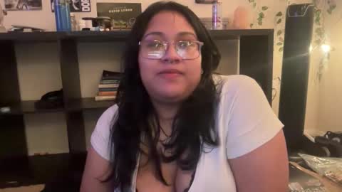 Snapshot of littldeath chatting on 10.23.25 littldeath online show from 10.23.25