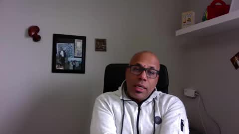 Snapshot of little_buddha chatting on 01.09.25 Pure Black Power online show from 01.09.25