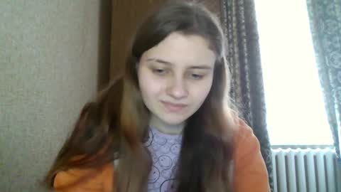 little_shygirl_ online show from 02.04.25