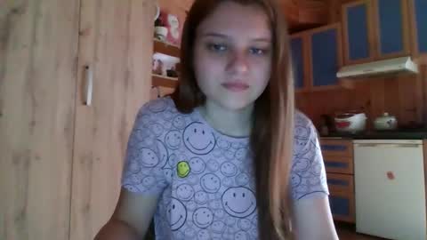 little_shygirl_ online show from 09.15.25