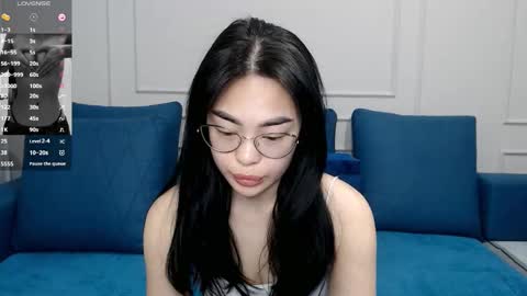 Snapshot of little_v1rgin_angel chatting on 03.03.25 Kwan online show from 03.03.25