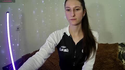 LittleAhWitch online show from 03.06.25