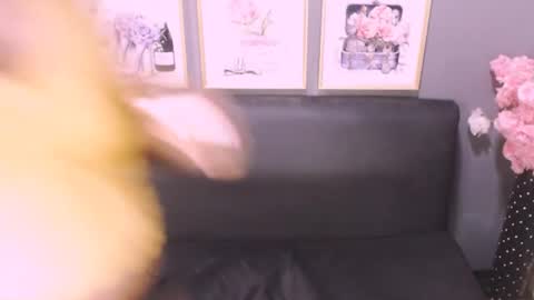 Snapshot of littleindianmilf chatting on 12.02.24 littleindianmilf online show from 12.02.24