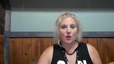 lisanixs online show from 09.14.25