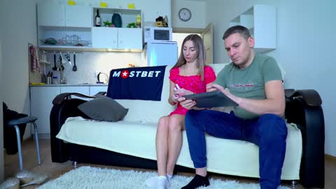 Snapshot of littlesweettifany chatting on 12.15.24 Little Tifany online show from 12.15.24