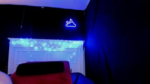 Snapshot of livinsubspace chatting on 12.21.24 Liv online show from 12.21.24