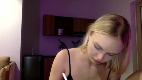 Liya online show from 10.22.25