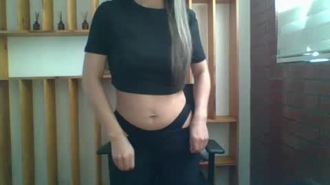 liz_28 online show from 10.01.25