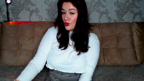 Snapshot of lizamartina chatting on 12.29.24 lizamartina online show from 12.29.24