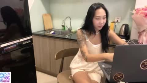 Lizz online show from 10.10.25