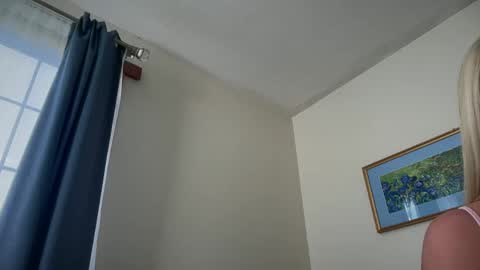 Snapshot of lizpurrxxx chatting on 01.16.25 Liz Purr online show from 01.16.25