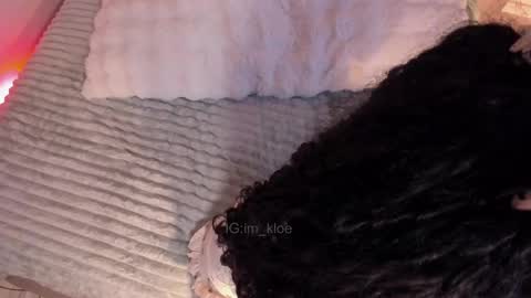 Snapshot of lm_kloeeh chatting on 10.09.25 Kloe see you 28-11 to celebrate my birthday online show from 10.09.25