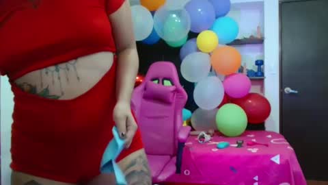 Snapshot of lola_fiery chatting on 09.16.25 lola_fiery online show from 09.16.25