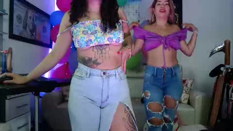 Snapshot of lola_fiery chatting on 10.16.25 lola_fiery online show from 10.16.25
