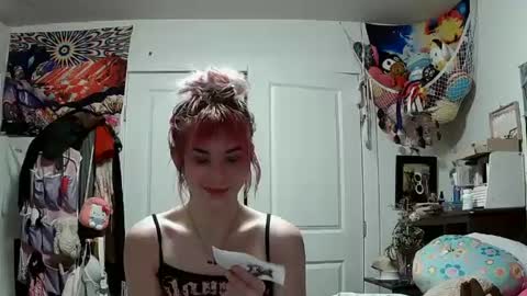 Snapshot of lolalixx6969 chatting on 01.31.25 Lola Lixx online show from 01.31.25