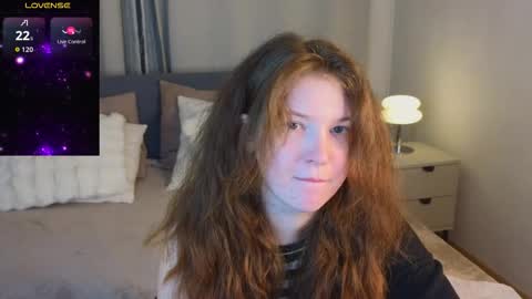 Snapshot of lolly_pump chatting on 10.15.25 Mona online show from 10.15.25