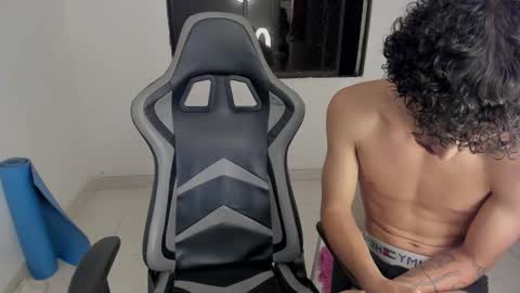 lordpussy__ online show from 10.18.25