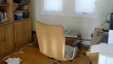 Snapshot of lorelea chatting on 02.05.25 lorelea online show from 02.05.25