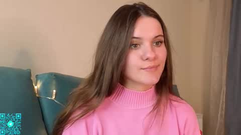 Chloe for Fan BlackHole online show from 10.18.25