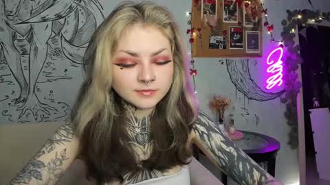 Snapshot of lostallice chatting on 01.08.25 lostallice online show from 01.08.25