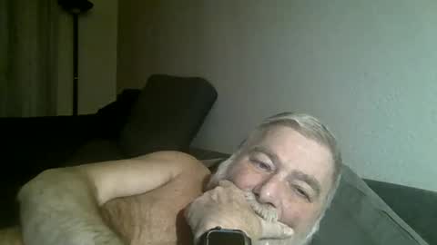 Snapshot of louis_chokdee chatting on 12.27.24 louis_chokdee online show from 12.27.24