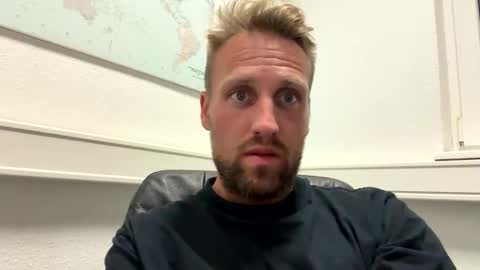 Snapshot of lovefuesse chatting on 09.08.25 lovefuesse online show from 09.08.25