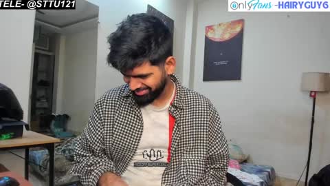 Snapshot of lovehairyindian chatting on 12.28.24 Indian hairy online show from 12.28.24