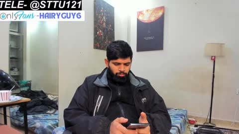 Snapshot of lovehairyindian chatting on 01.05.25 Indian hairy online show from 01.05.25