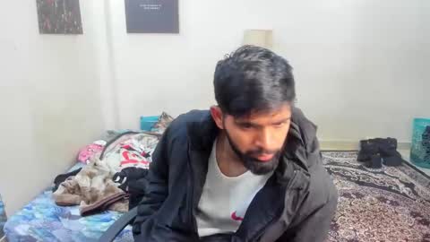 Snapshot of lovehairyindian chatting on 01.20.25 Indian hairy online show from 01.20.25