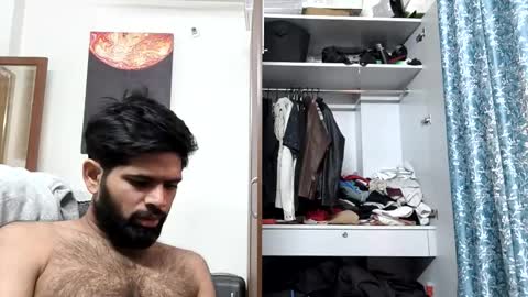 Snapshot of lovehairyindian chatting on 11.14.25 Indian hairy online show from 11.14.25