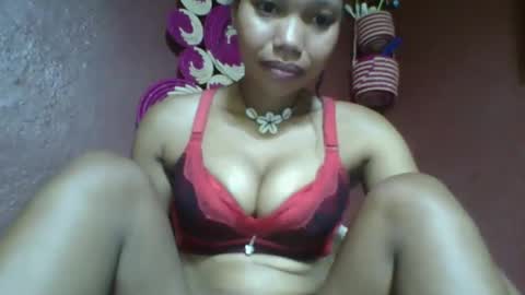 Snapshot of loveinlife750427 chatting on 01.30.25 loveinlife750427 online show from 01.30.25