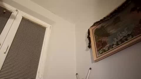 Snapshot of loveleggings1 chatting on 12.27.24 mister nice cockie online show from 12.27.24