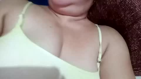 Snapshot of lovely_orchid chatting on 12.23.24 lovely_orchid online show from 12.23.24