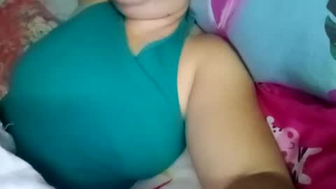 Snapshot of lovely_orchid chatting on 01.06.25 lovely_orchid online show from 01.06.25