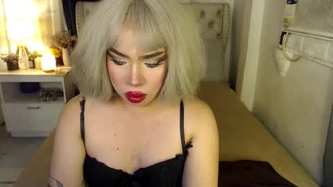 Snapshot of lovelymarie69 chatting on 01.15.25 Rebeca online show from 01.15.25
