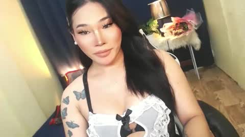 STWEET LINA online show from 10.19.25