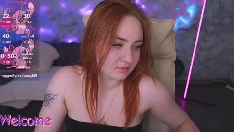 Snapshot of lovelyybell chatting on 02.19.25 B E L L online show from 02.19.25